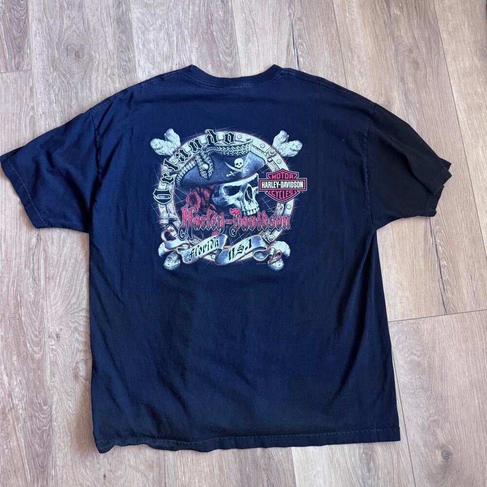 Harley-davidson Men's Black and Navy T-shirt